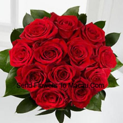 11 Elegant Red Roses