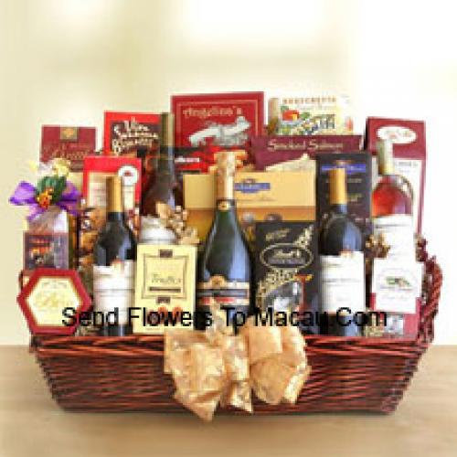 Basket Filled with 4 Exclusive Wines and Plenty of Snacks